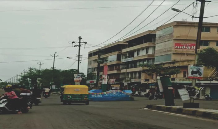 Demand to install CCTV cameras near Sant Savaiyanath Circle in Surendranagar