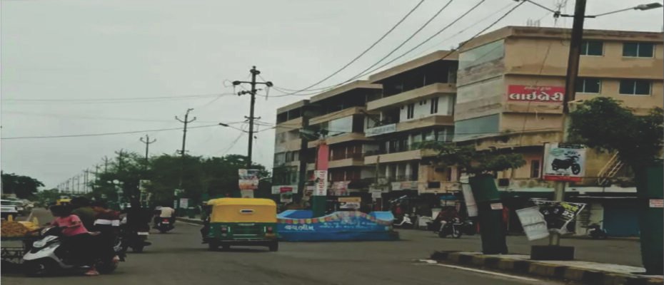 Demand to install CCTV cameras near Sant Savaiyanath Circle in Surendranagar