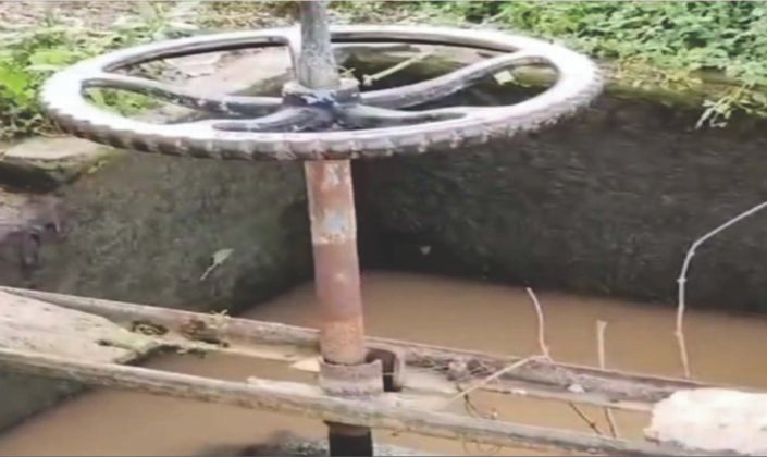 System Disrupted - સુરેન્દ્રનગર શહેરી વિસ્તારોમાં પાણી વિતરણની વ્યવસ્થા ખોરવાઈ 2 Water distribution system disrupted in Surendranagar urban areas